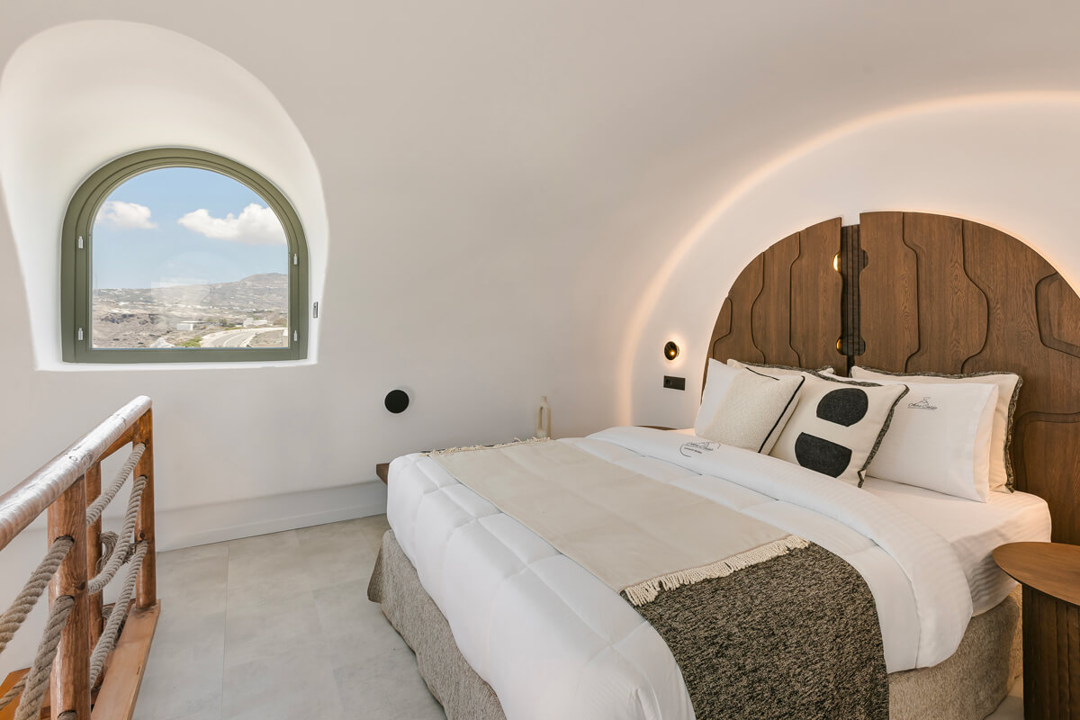 Acro Caldo Suites