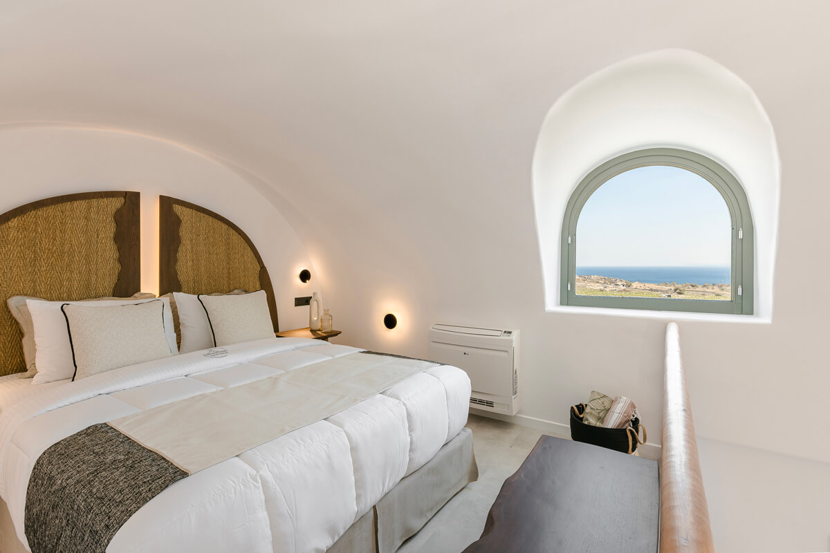 Acro Caldo Suites